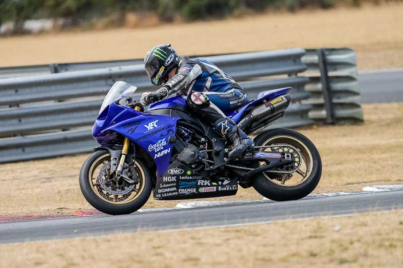 enduro digital images;event digital images;eventdigitalimages;no limits trackdays;peter wileman photography;racing digital images;snetterton;snetterton no limits trackday;snetterton photographs;snetterton trackday photographs;trackday digital images;trackday photos